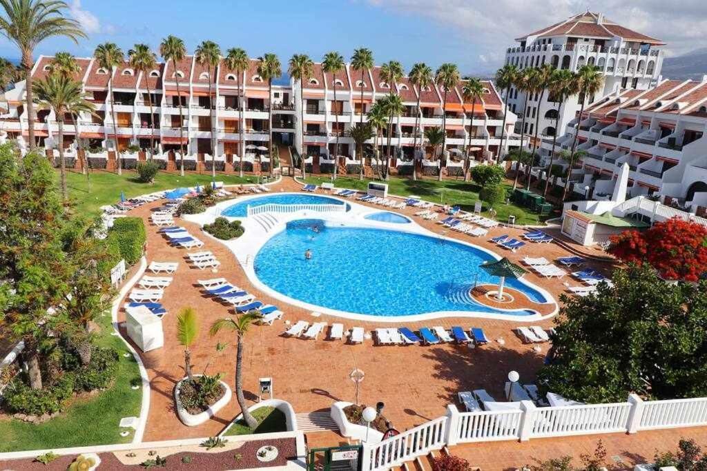 Parque Santiago II 335 By Tenerife Rental & Sales 플라야데라스아메리카스 외부 사진